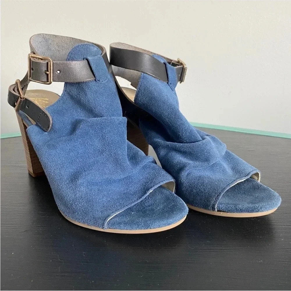 KENTIA | Italian Leather Strap  Sandal with Heel